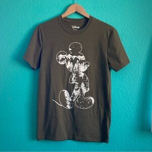 Nature Green Disney Mickey Mouse T shirt Men’s Small